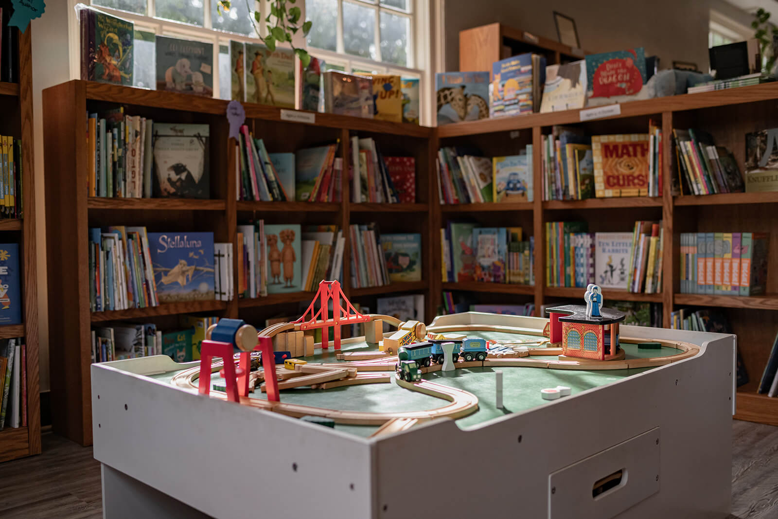 The-Bookhouse-Train-Table