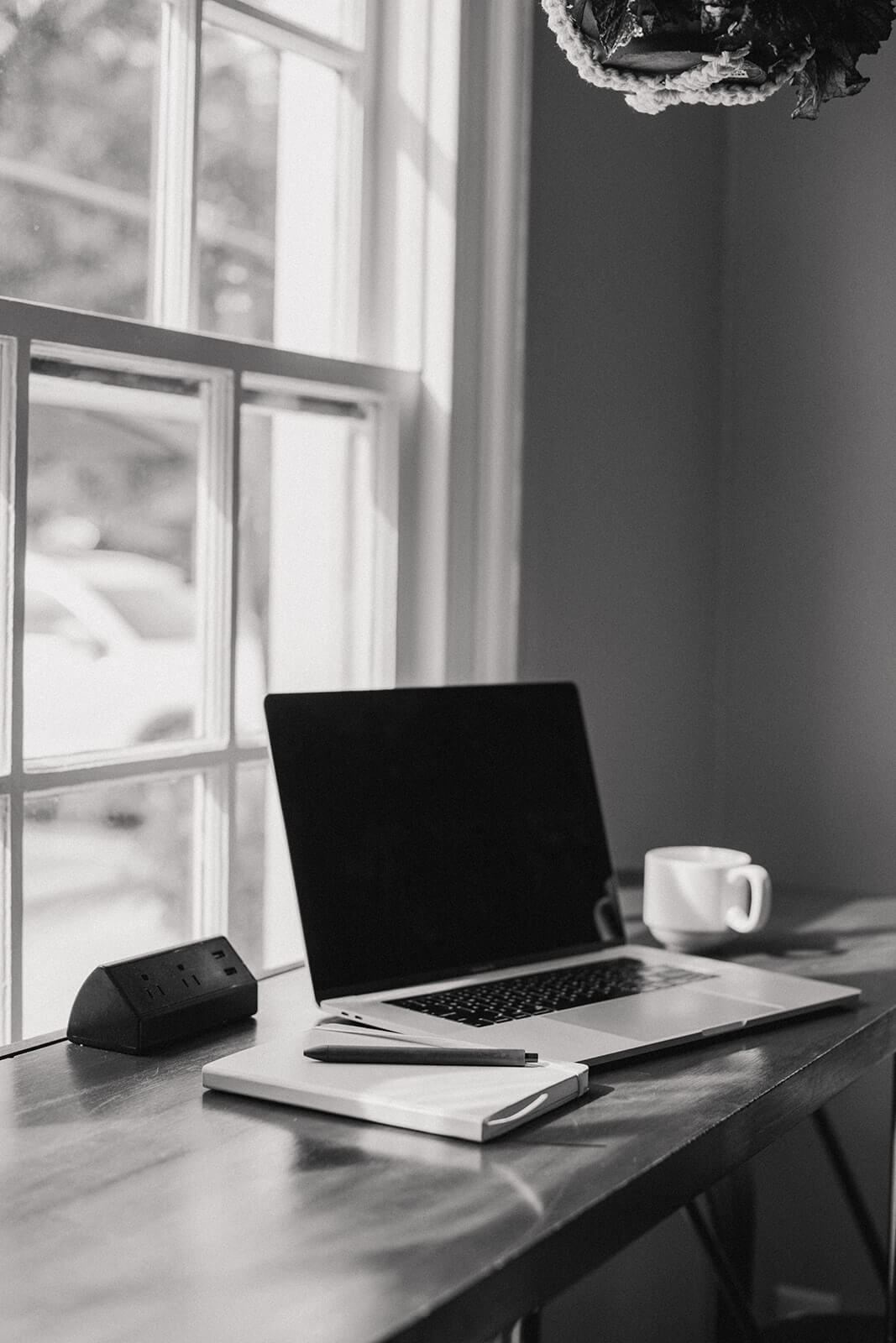 The-Bookhouse-Work-Station-Computer