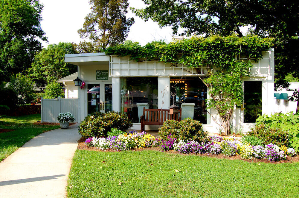 European Touch Day Spa Exterior Lawn View
