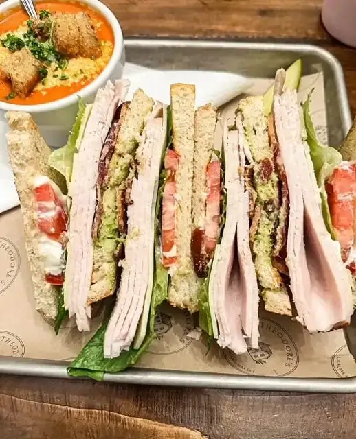 Reynolda - Theodores sandwich